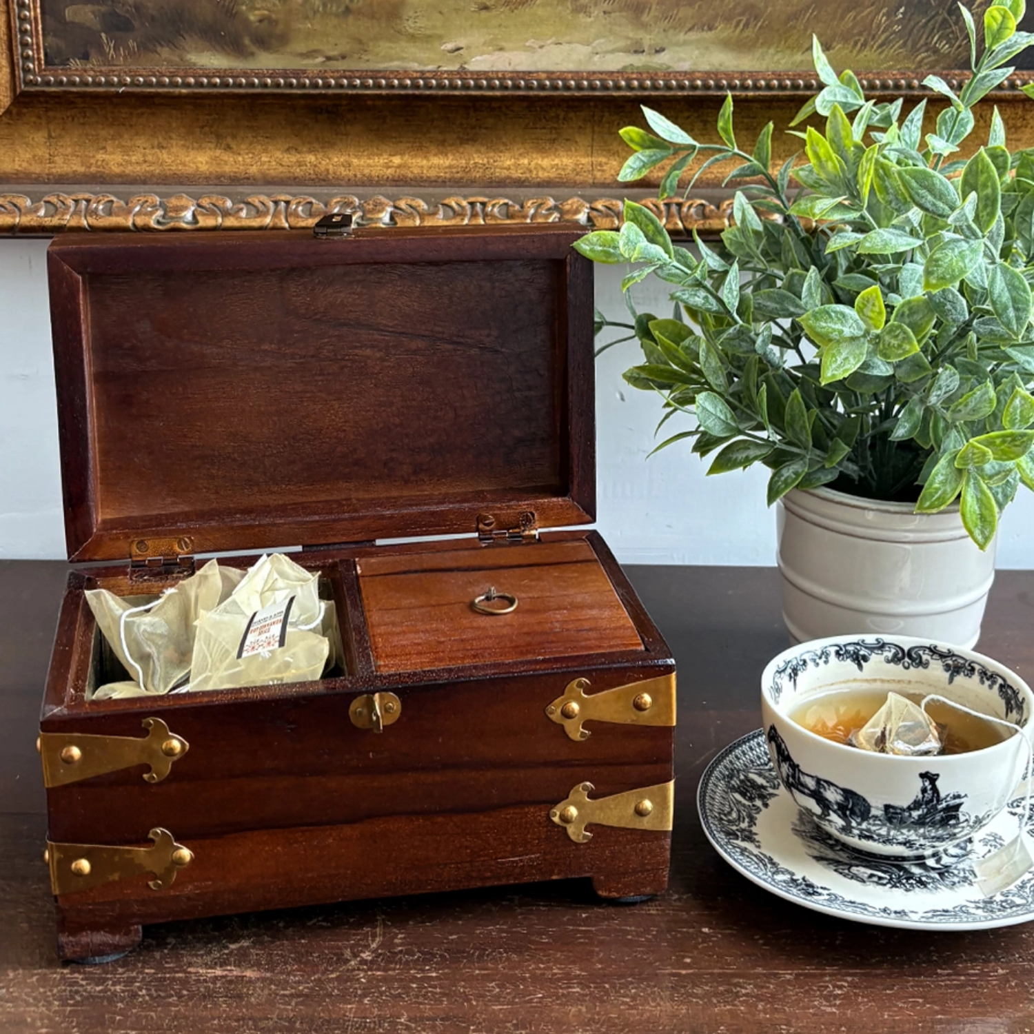 Colonial Style Solid Wood Tea Caddy
