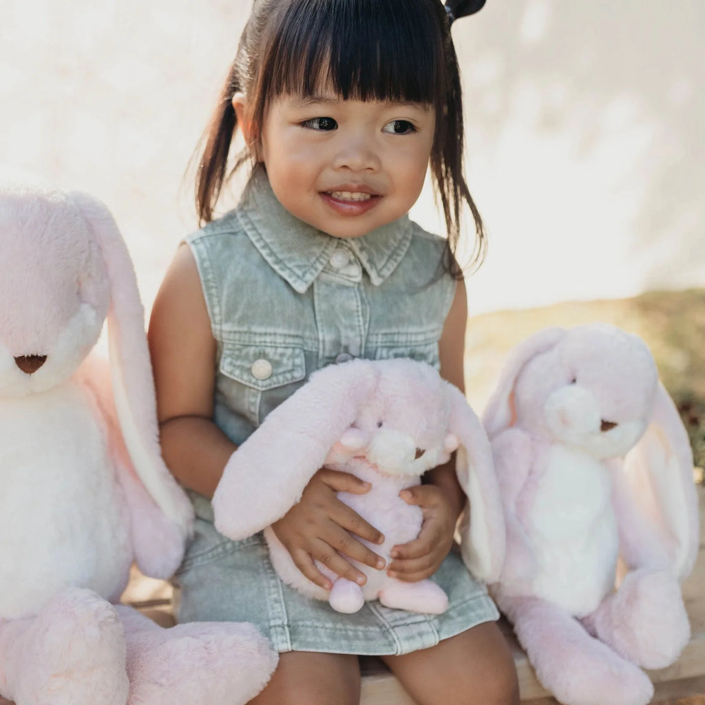 Tiny Nibble 8" Bunny Pink