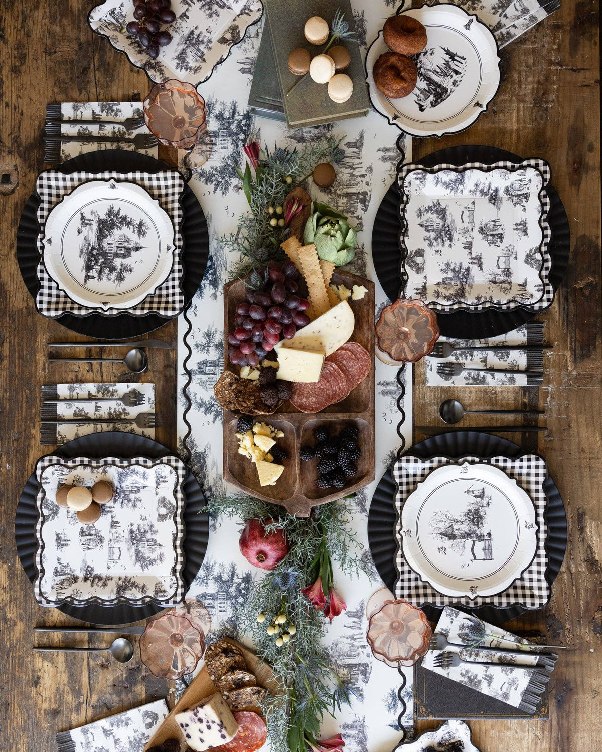 Halloween Scenes Plate Set