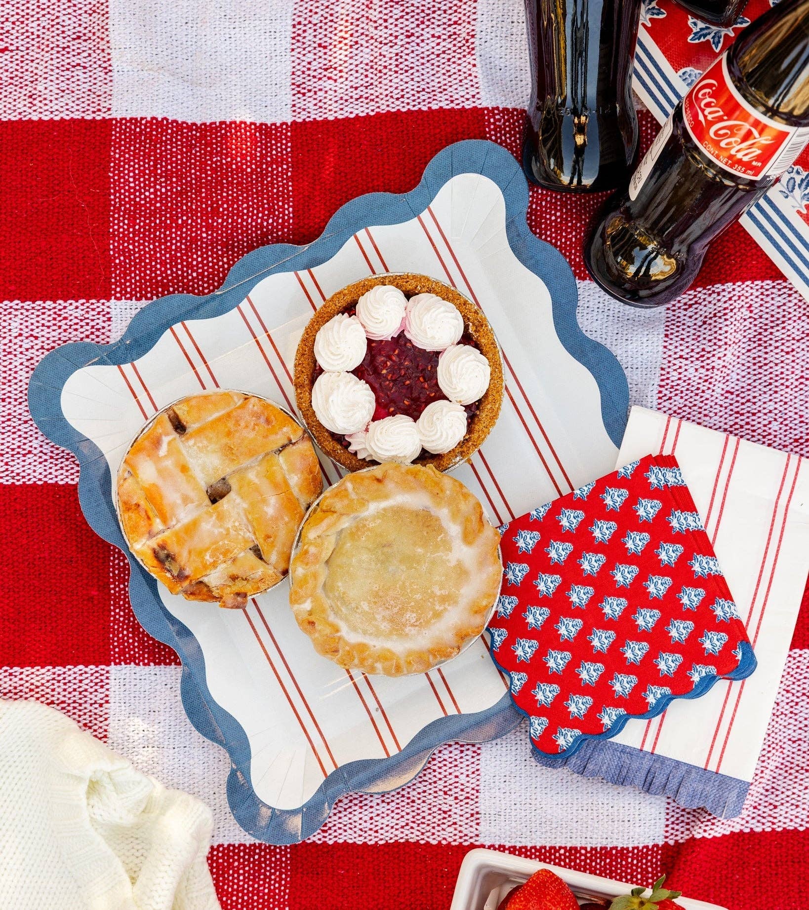 Red Stripes Paper Plate