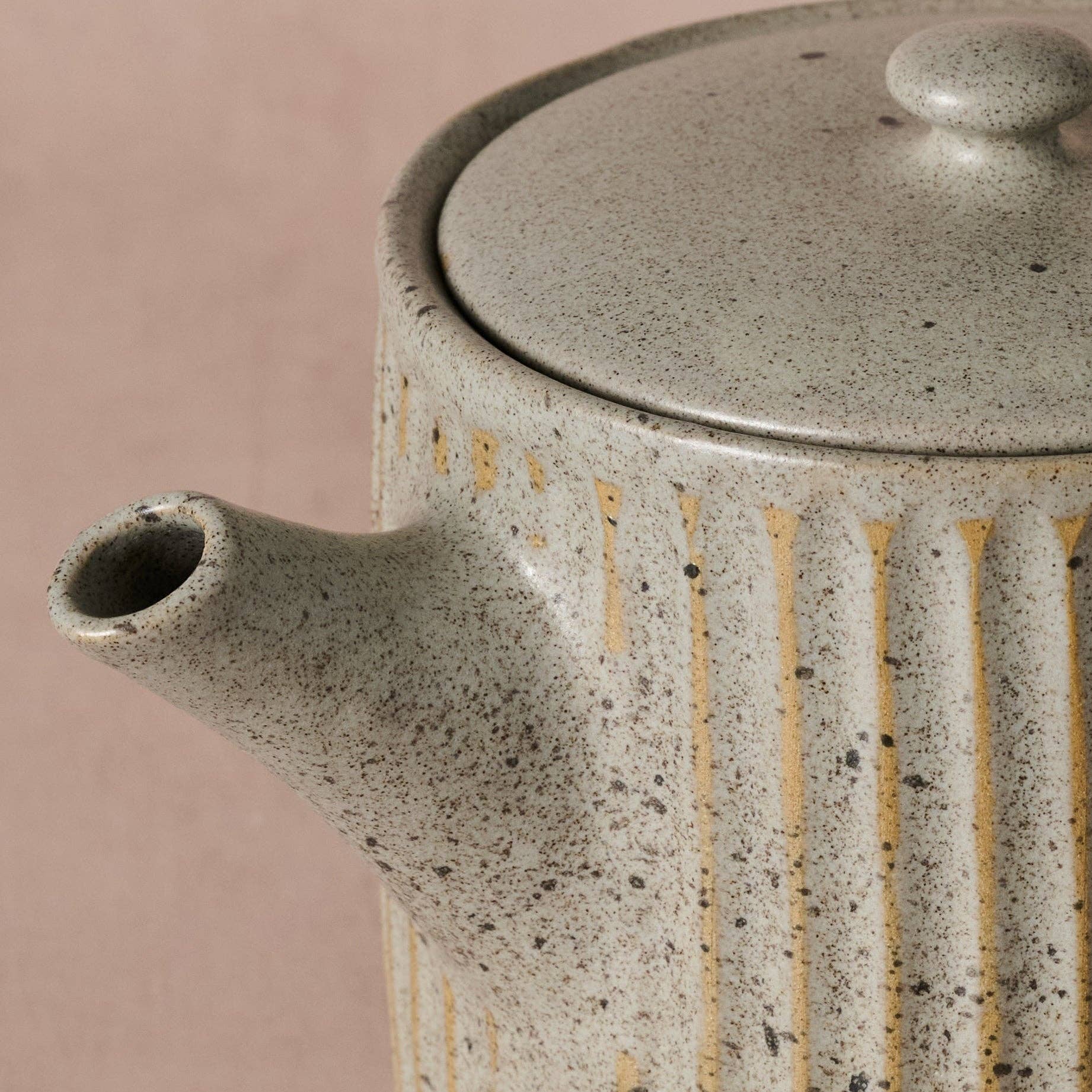 Sundara Fluted Teapot | In Shoppe Pickup Only