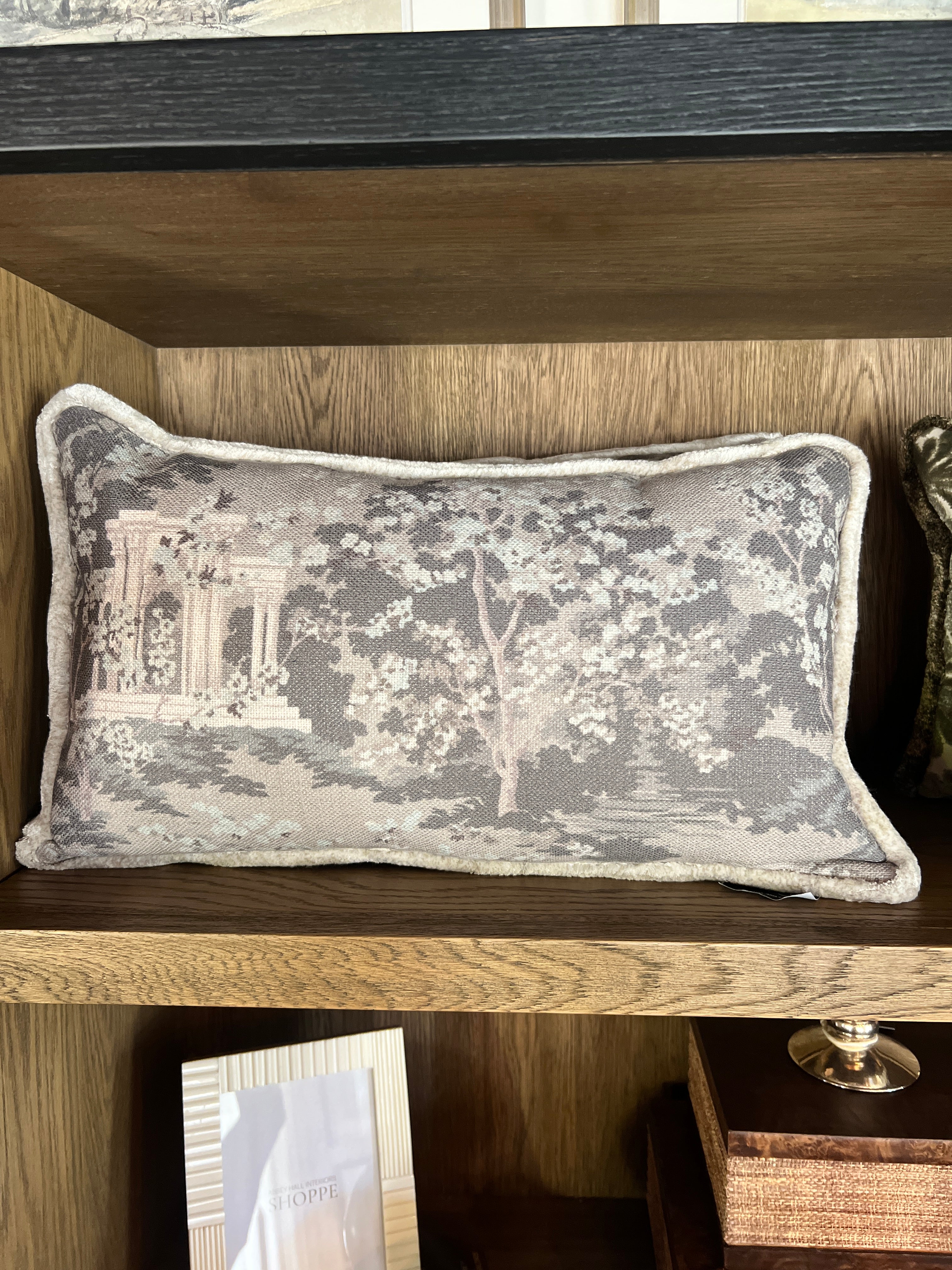 Sakura Indoor Lumbar Pillow
