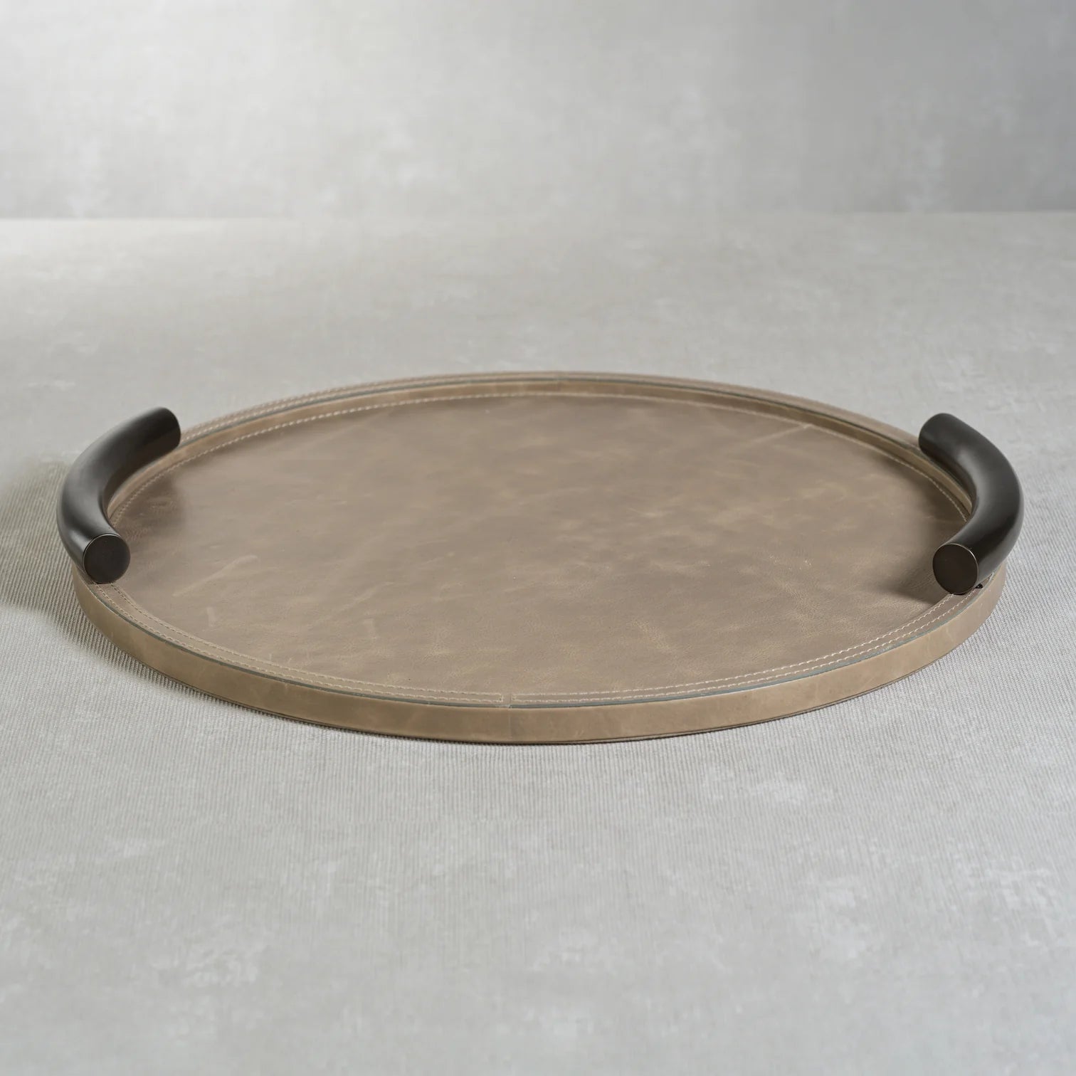 Round Mink Leather Tray | In Shoppe Pickup Only