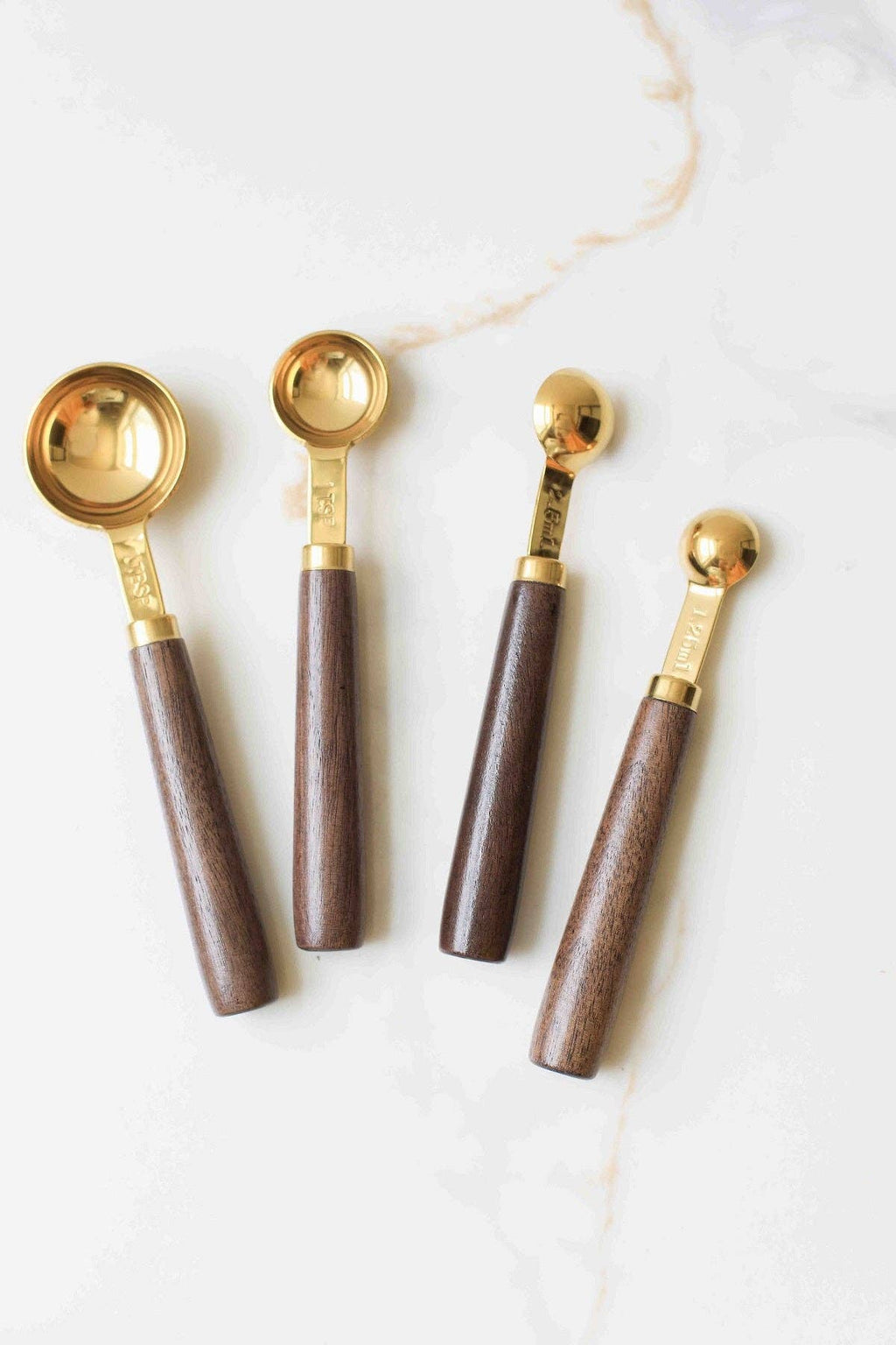Walnut Measuring Spoon Set