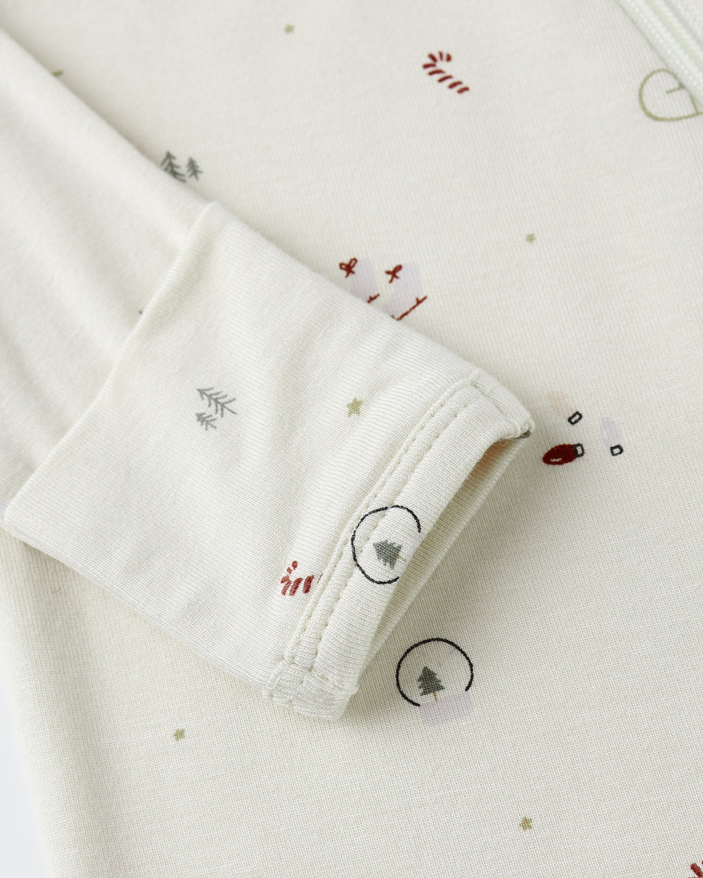 Bamboo Zip Footie | Winter Wonderland